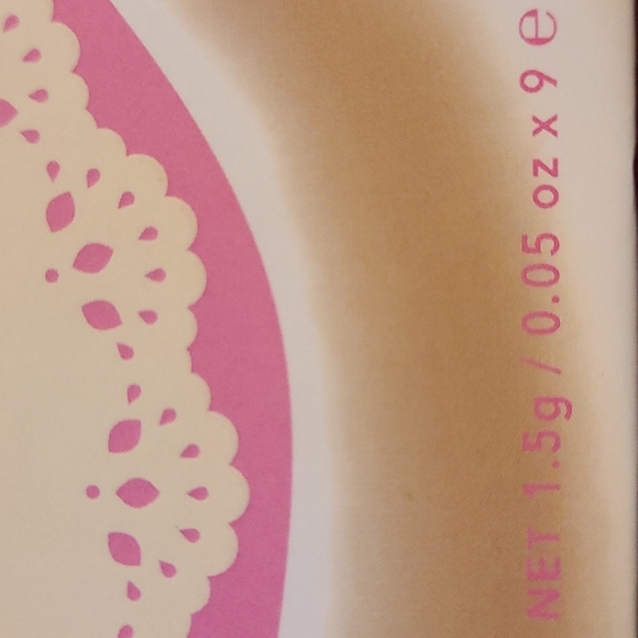 Beauty Bakerie Eyeshadow Palette - Picture 3 of 4